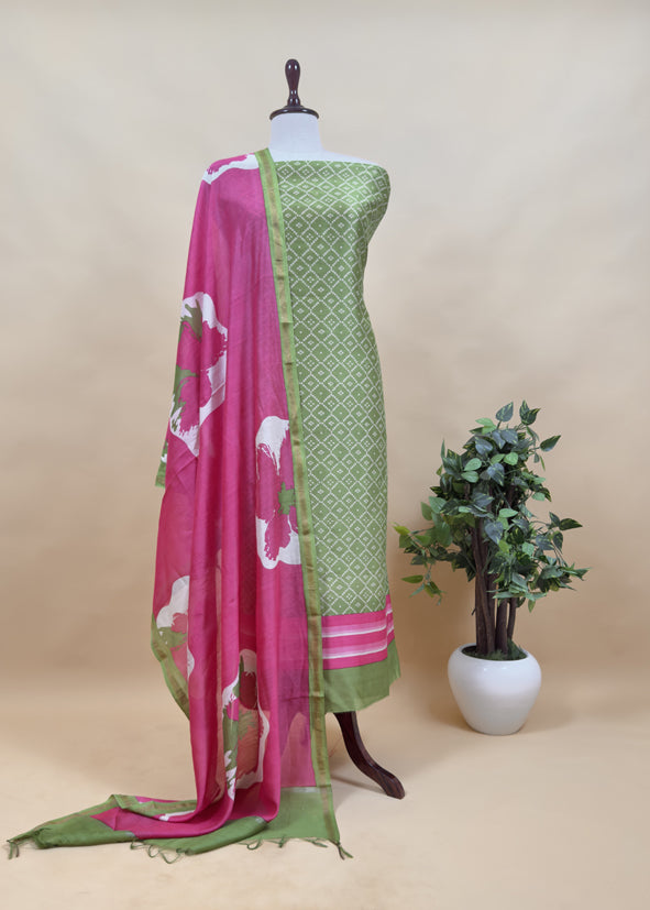 Green Bandhani Maheshwari Silk Suit With Dupatta