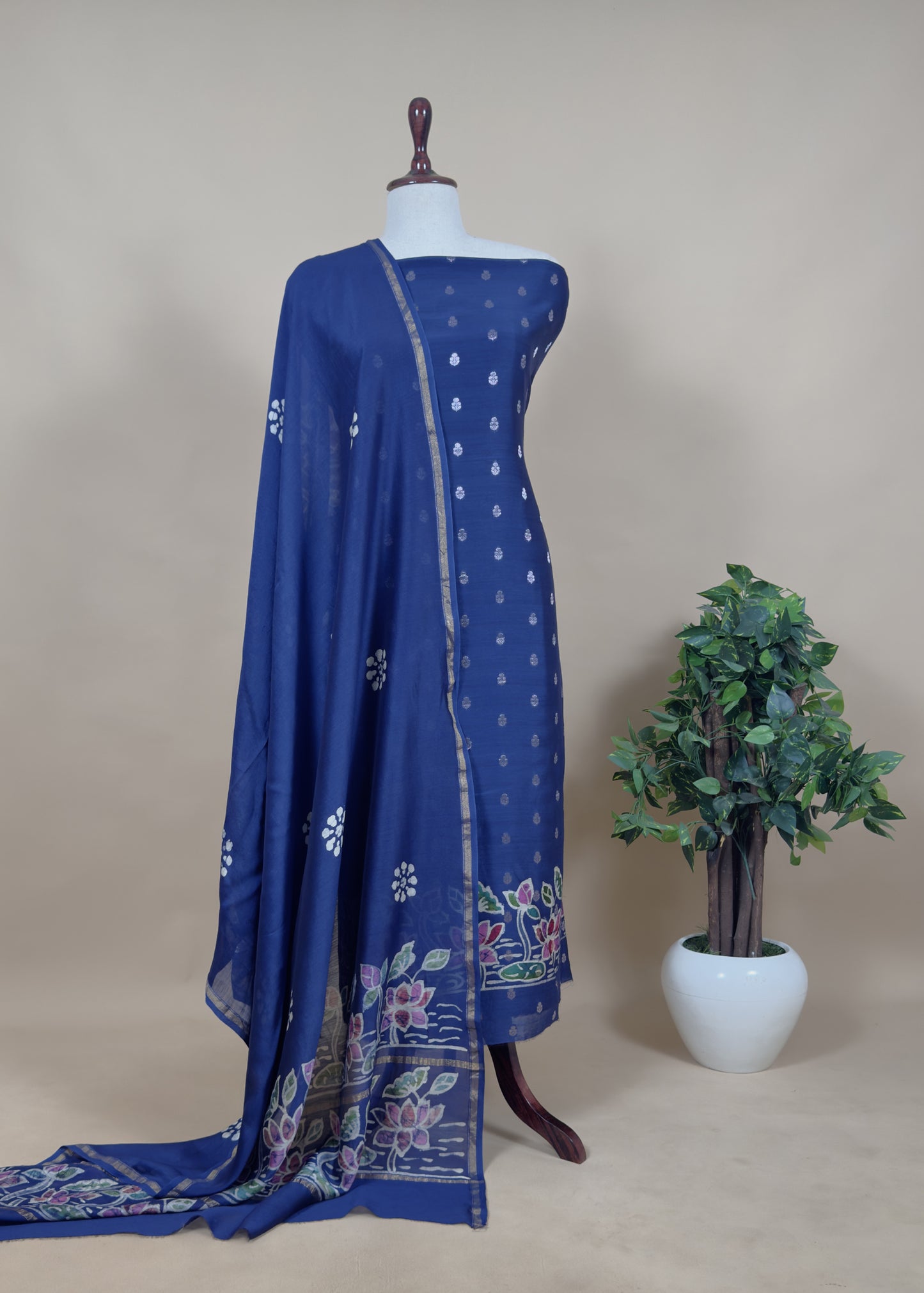 Maheshwari unstitched suit set at the best price
