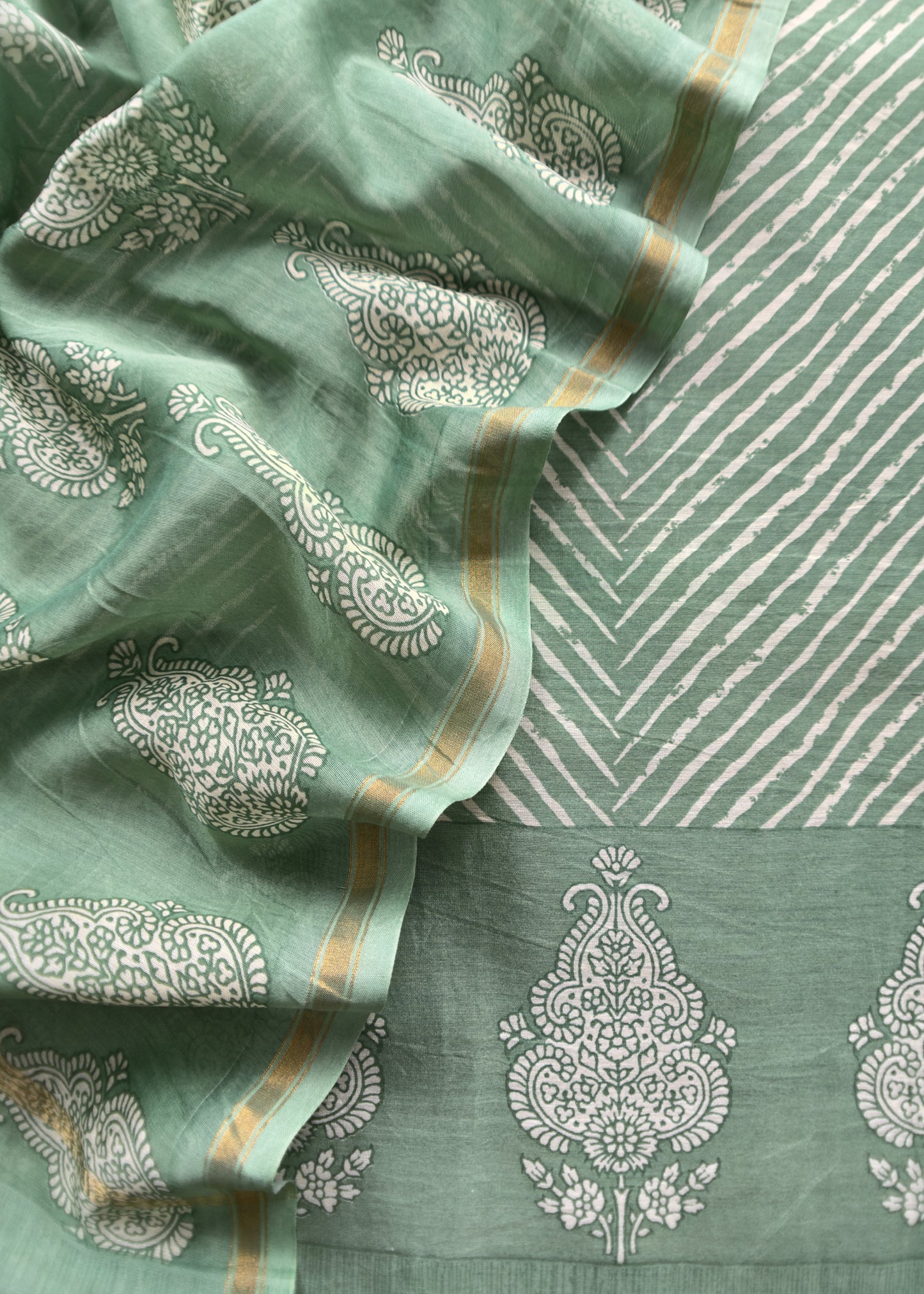 Emerald Green Maheshwari Silk Unstitched Suit With Leheriya And Block Print