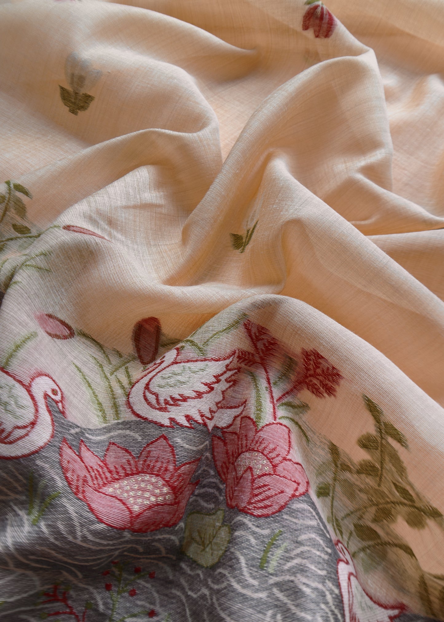Peach Lotus And Swans Jamdani Suit In Linen Chanderi