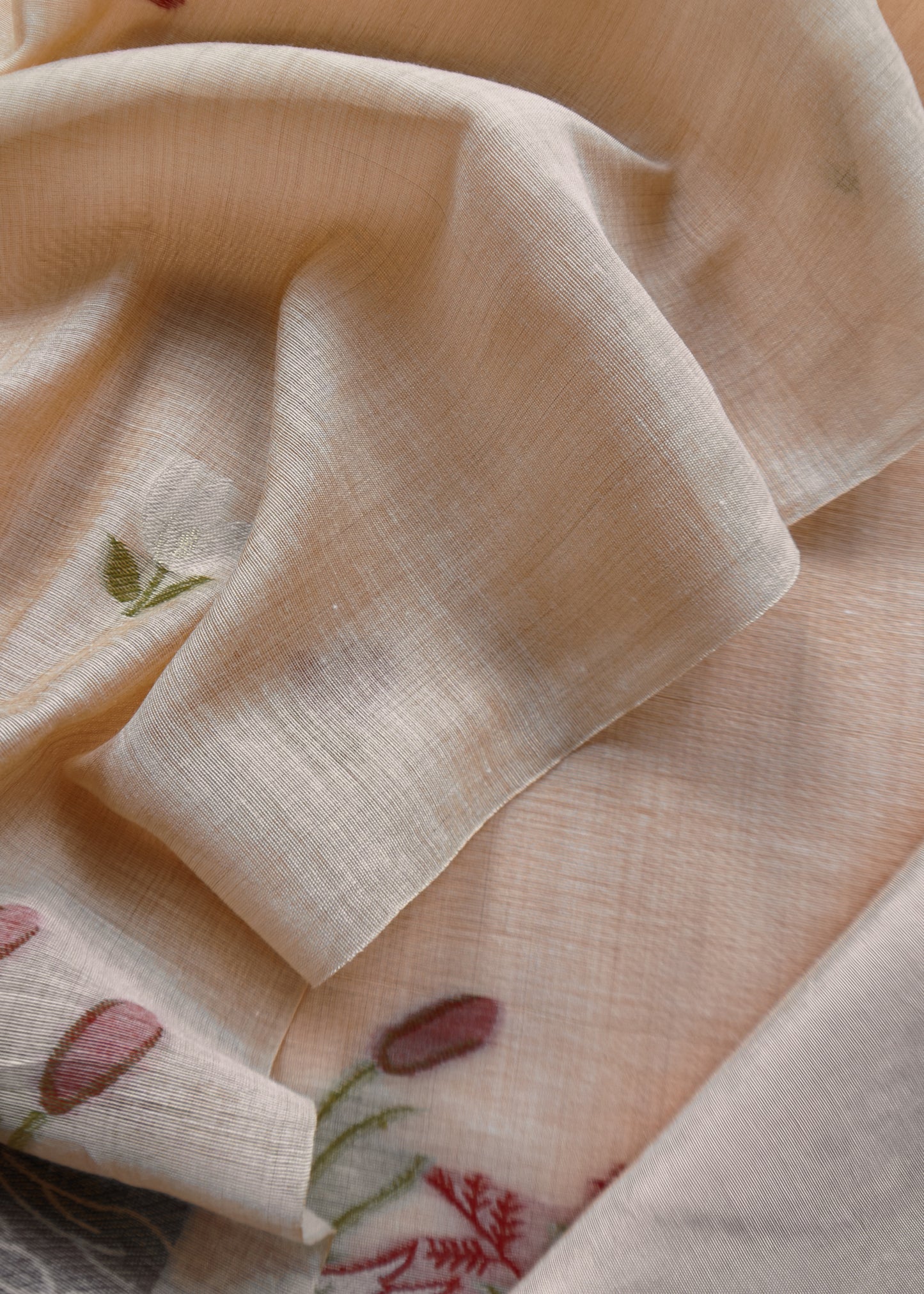 Peach Lotus And Swans Jamdani Suit In Linen Chanderi