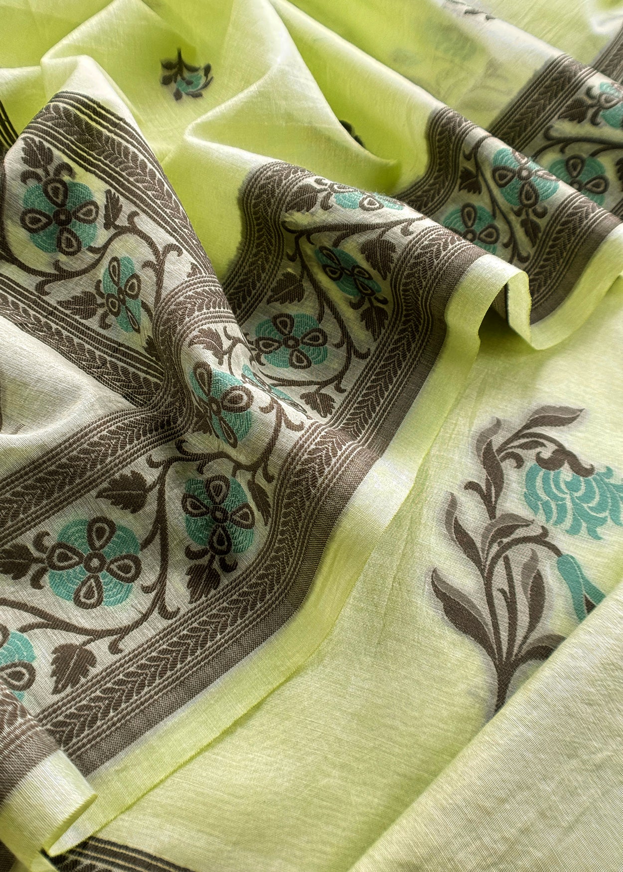 Pista Green Handloom Banarasi Suit With Meenakari Weaving