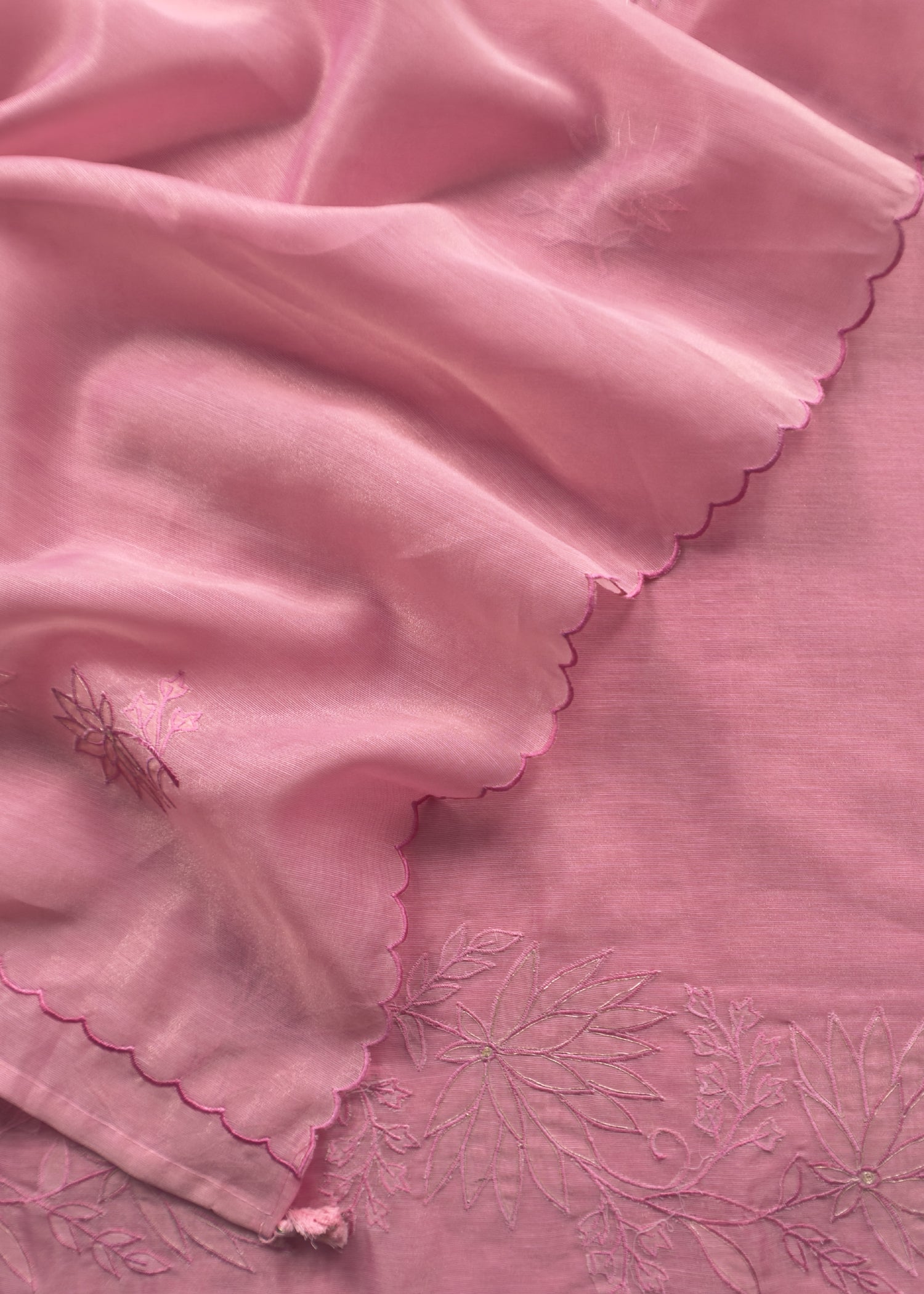 Pure tissue silk fabric