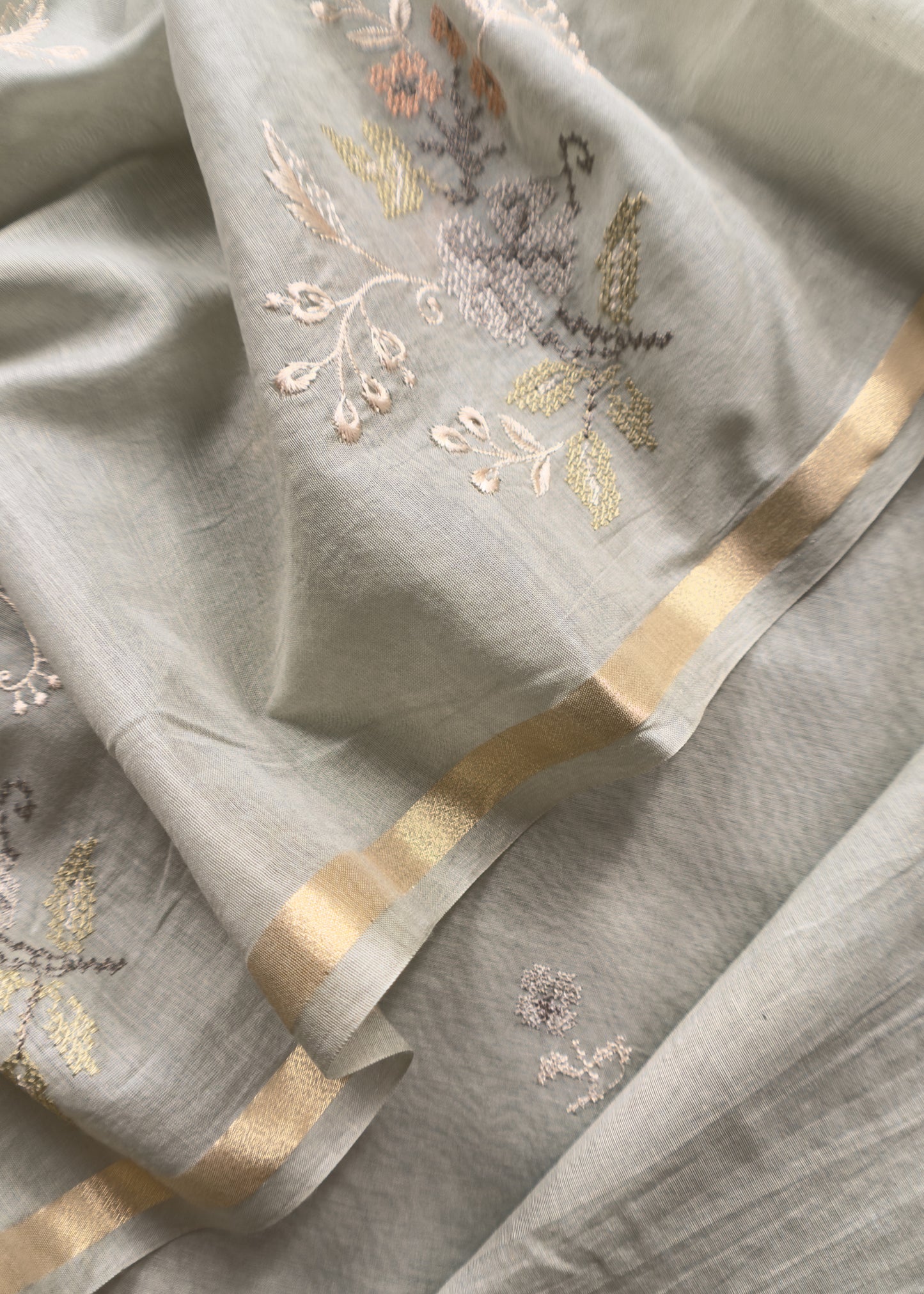 Fawn Flamingos Linen Chanderi Suit With Jamdani Weaving And Embroidery