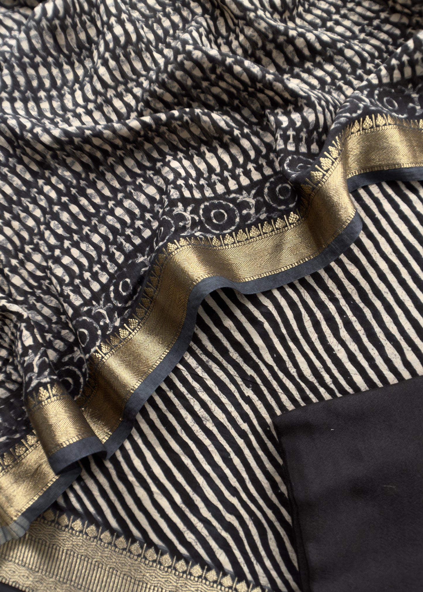 buy modal suit Online at the best price