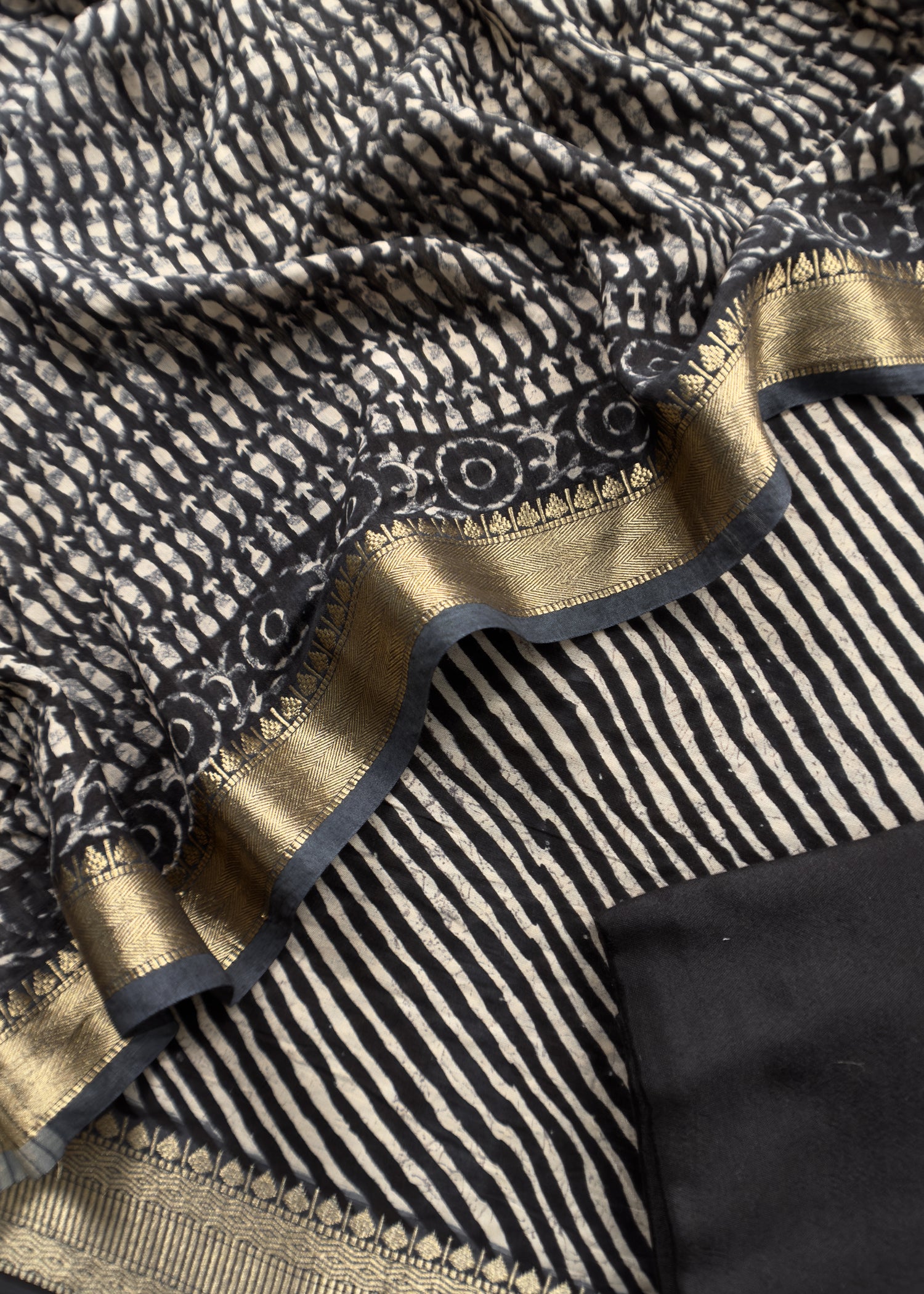 buy modal suit Online at the best price
