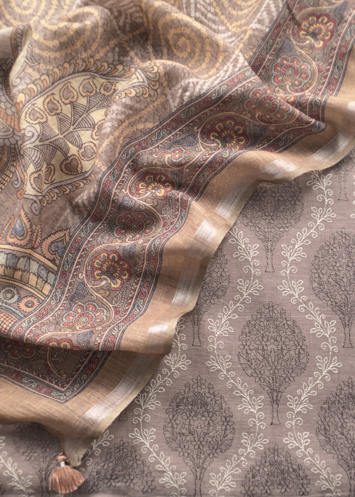 handloom linen suit at the best price