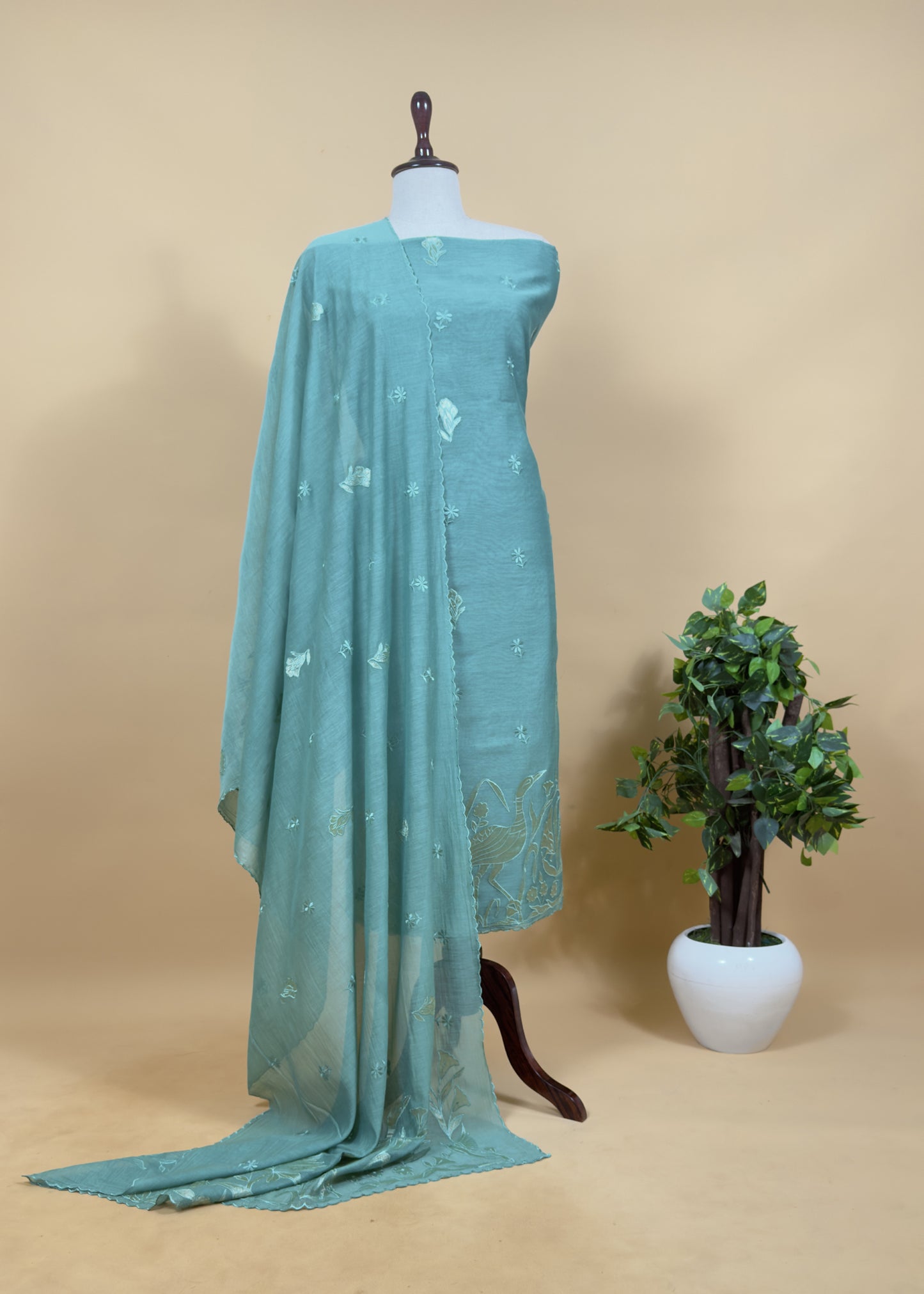 Medium Purple Presenting Our Pure Mul Cotton Unstitched Dupatta Suit With Tissue Appliqué Work.