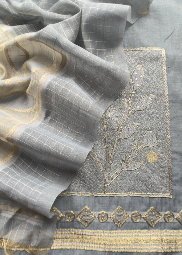 Soft Blue Linen Chanderi Kurta With Appliqué Work And Dupatta With Jamdani Weaving
