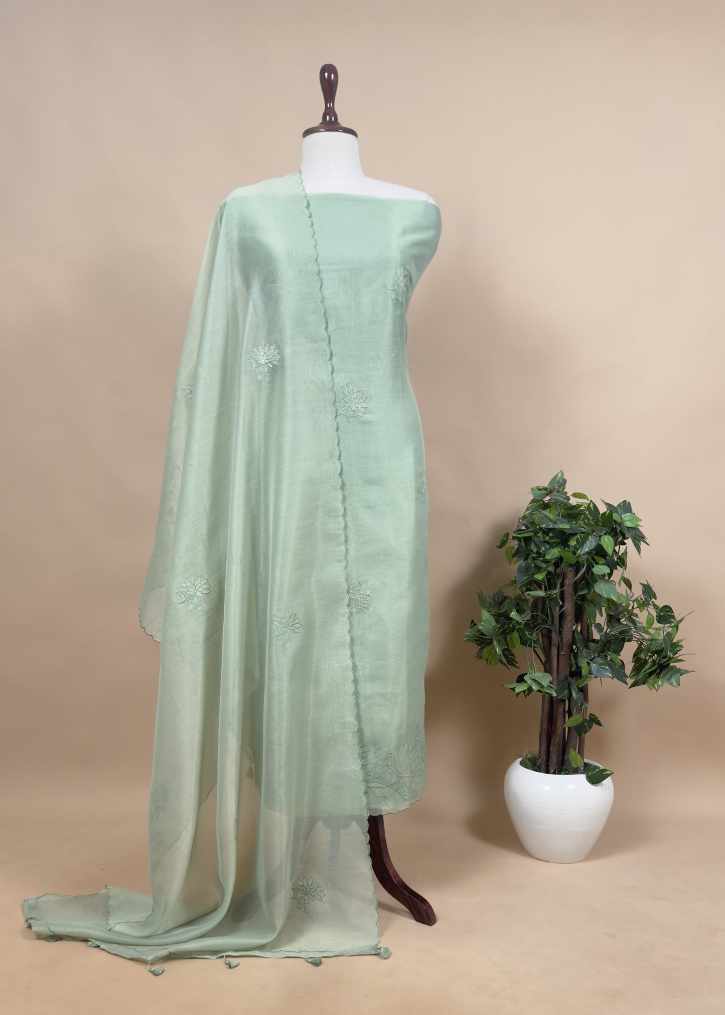 Unstitched Tissue Suit Set