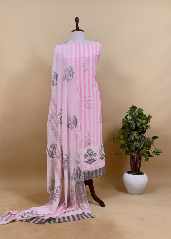 Powder Blue Hand Dyed Linen Kurta And Tabby Dupatta With Gold Foil