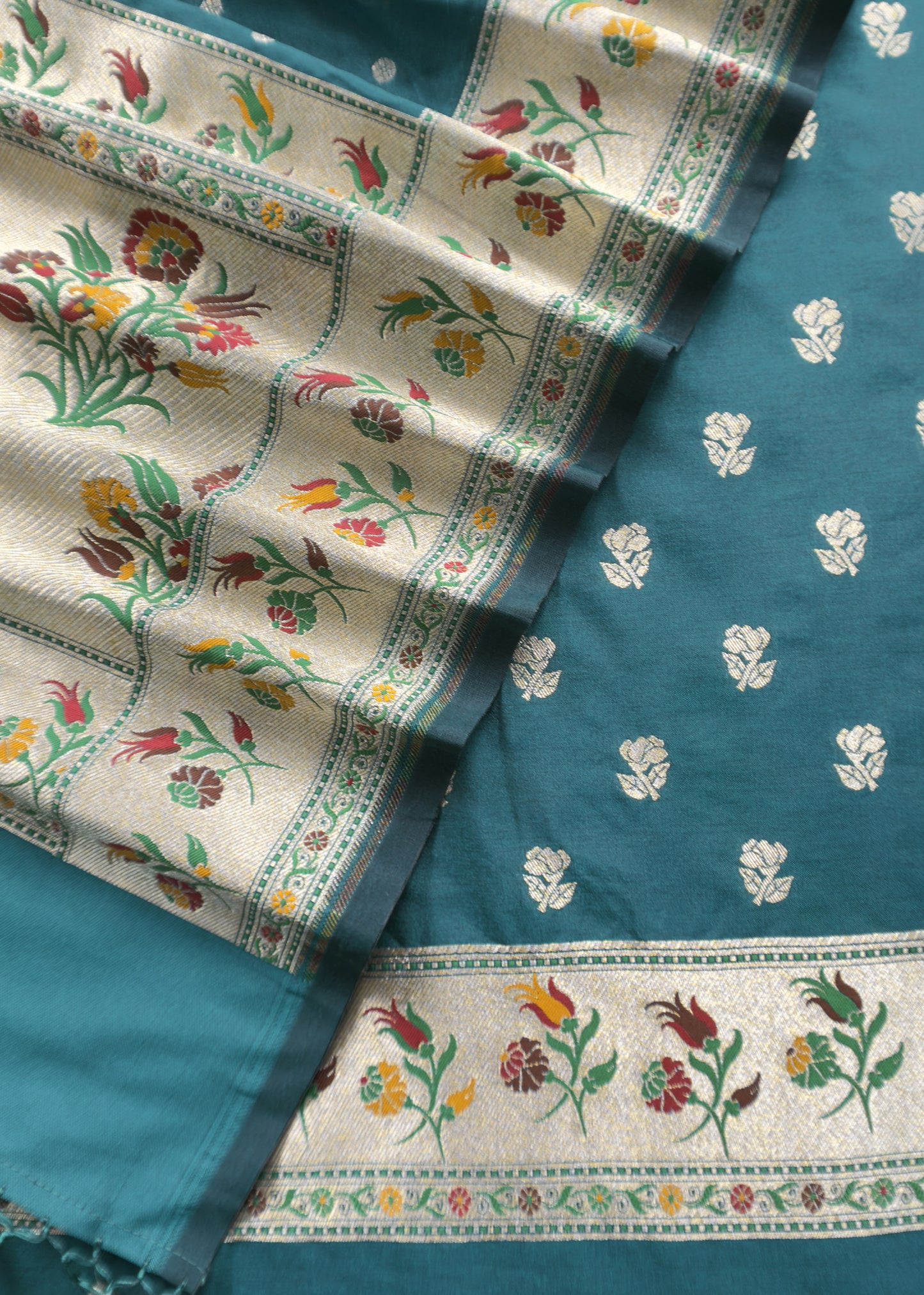 Handloom Phool-Patti Weaving Suit In Katan Silk