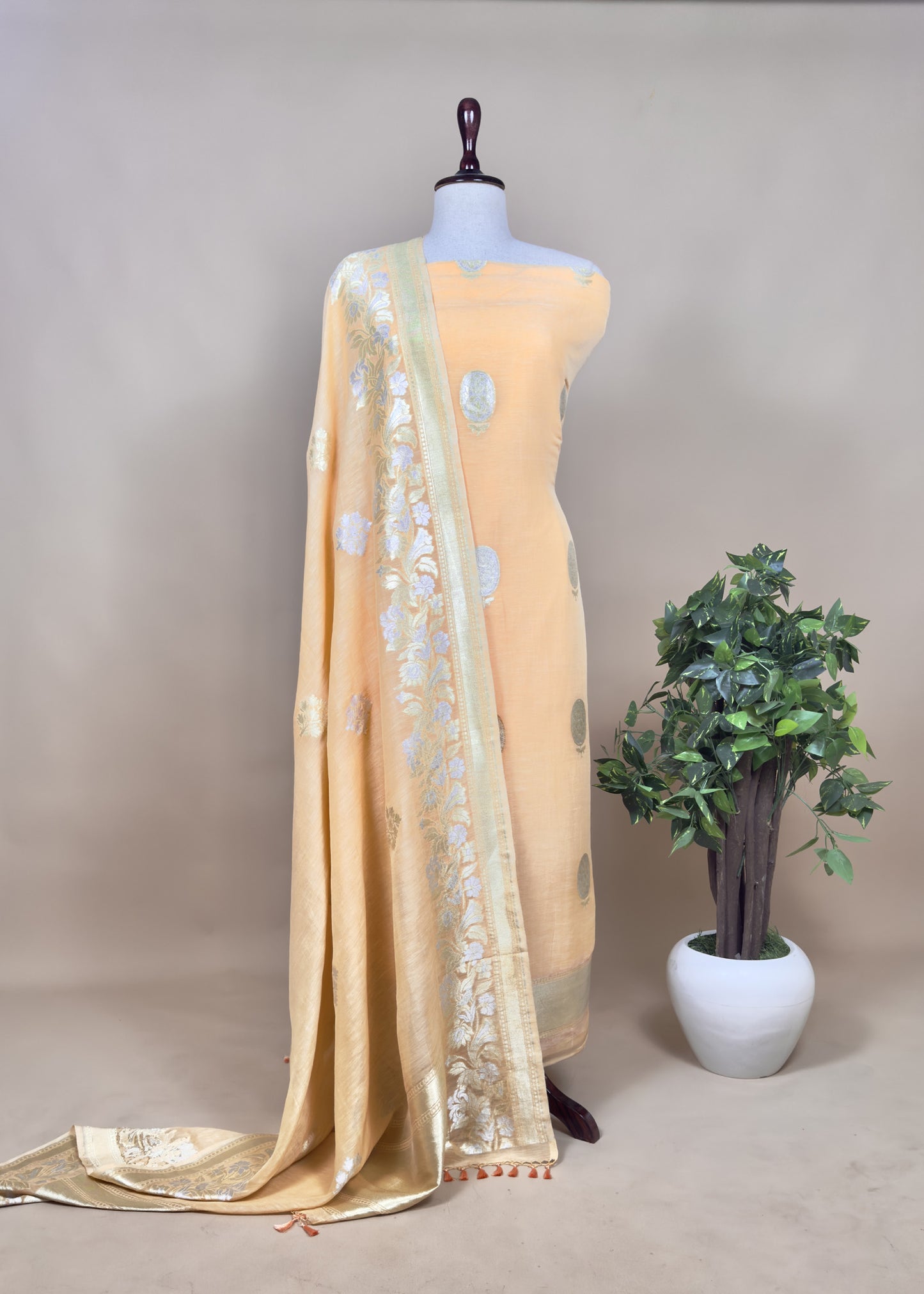 online linen suits for women
