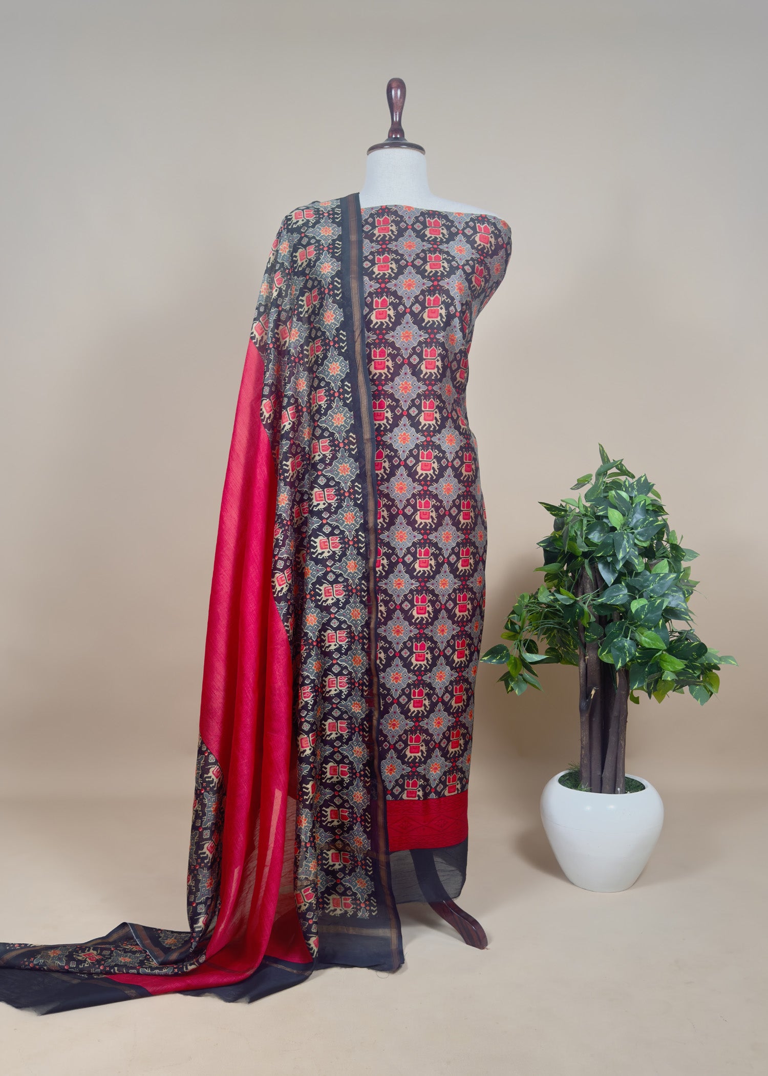 maheshwari silk dress Premium Maheshwari Silk Dress Material Collection , Experience the timeless elegance of traditional craftsmanship with our exquisite Maheshwari Silk Dress Material Collection. Designed for women