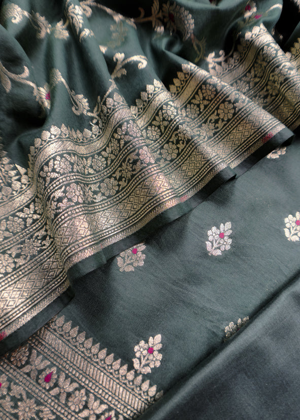 Banarasi Suit In Mulberry Silk With Jacuard Weaving