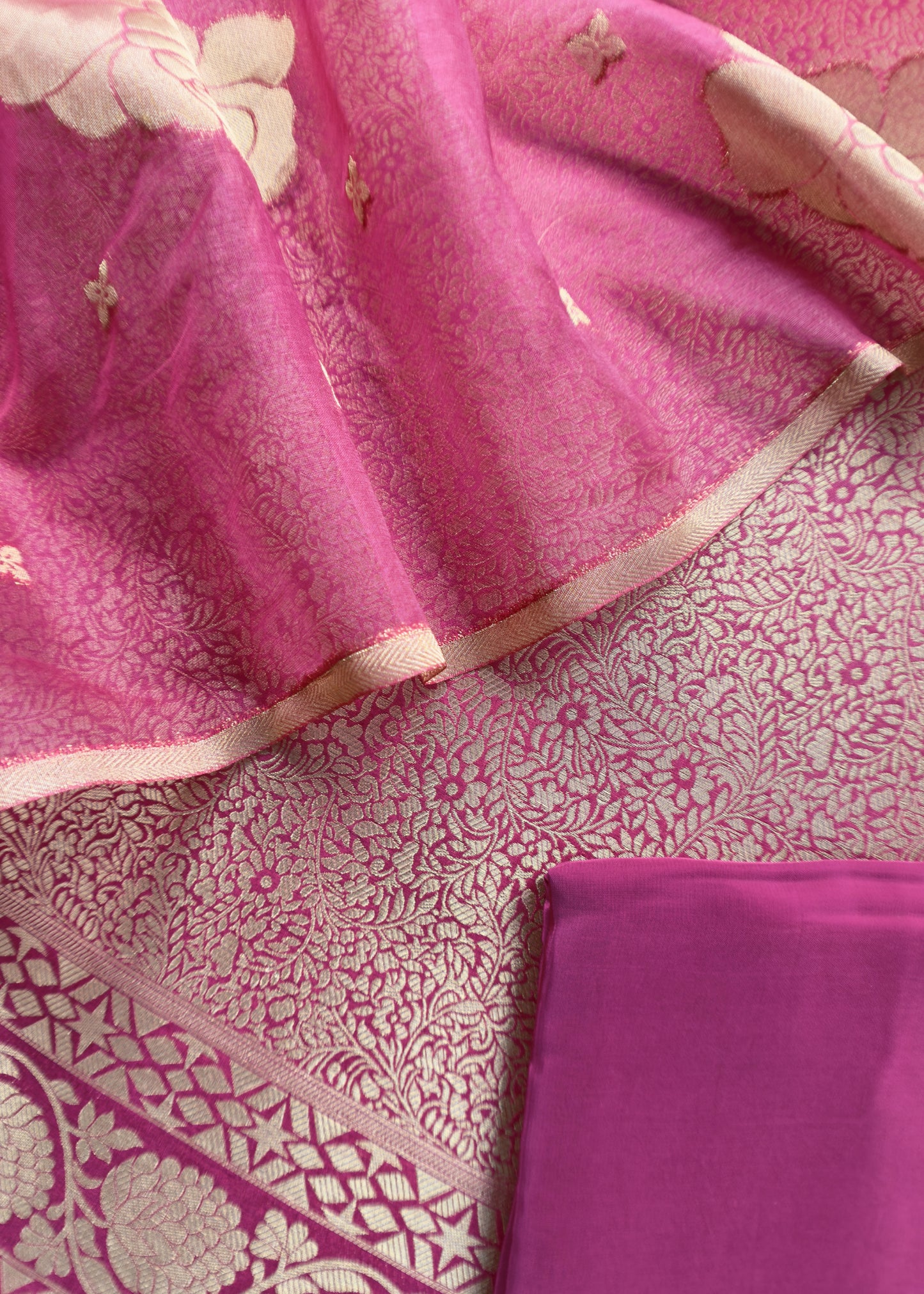 Indian Ethnic Wear Suits For Bridal Wear