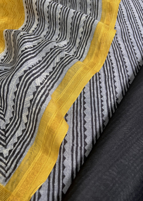 Ekaya Banaras Maheshwari Suit With Contrast Dupatta