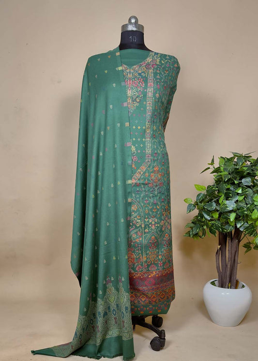 Green Handloom Suit 