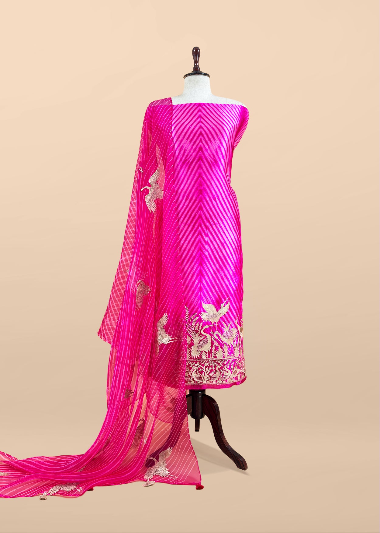 Pink Pure Lehariya Silk Suit With Kora Silk Dupatta
