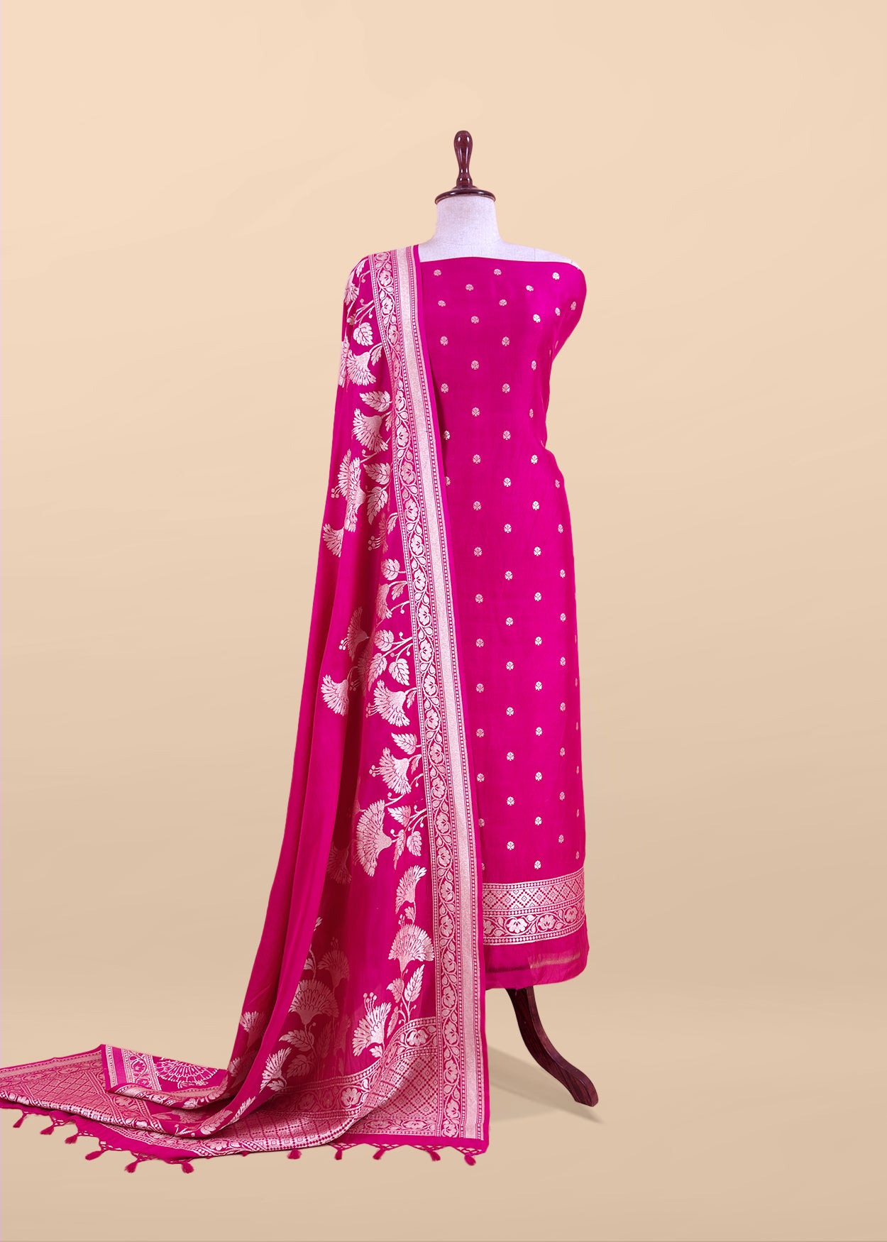 Indian ethnic wear munga silk suit for bridal wear

