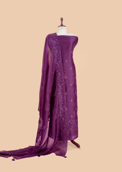 Organza silk suit with flamingo embroidery

