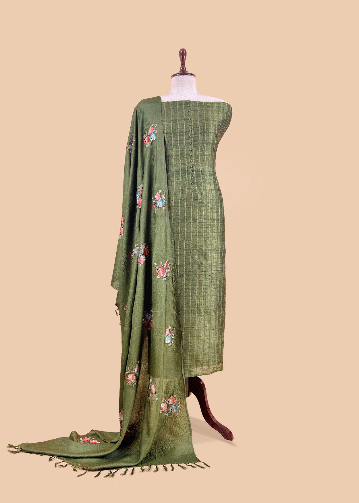 Tussar unstitched suit set at the best price