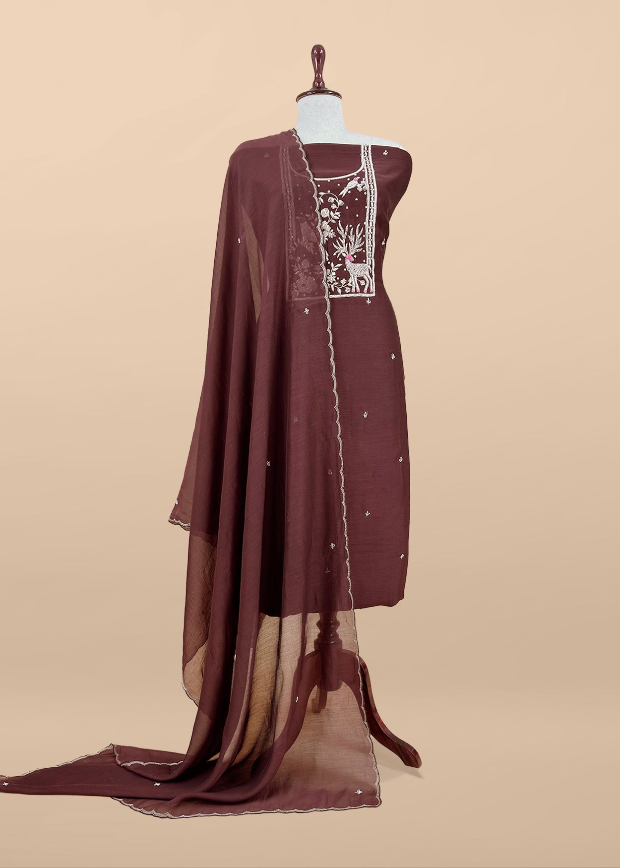 Mulmul unstitched suit gifting for women

