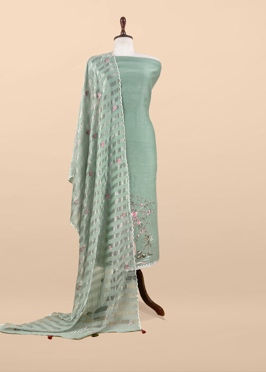 Light Green Handloom Mul Suit With Peacock Resham Bharwa Embroidery