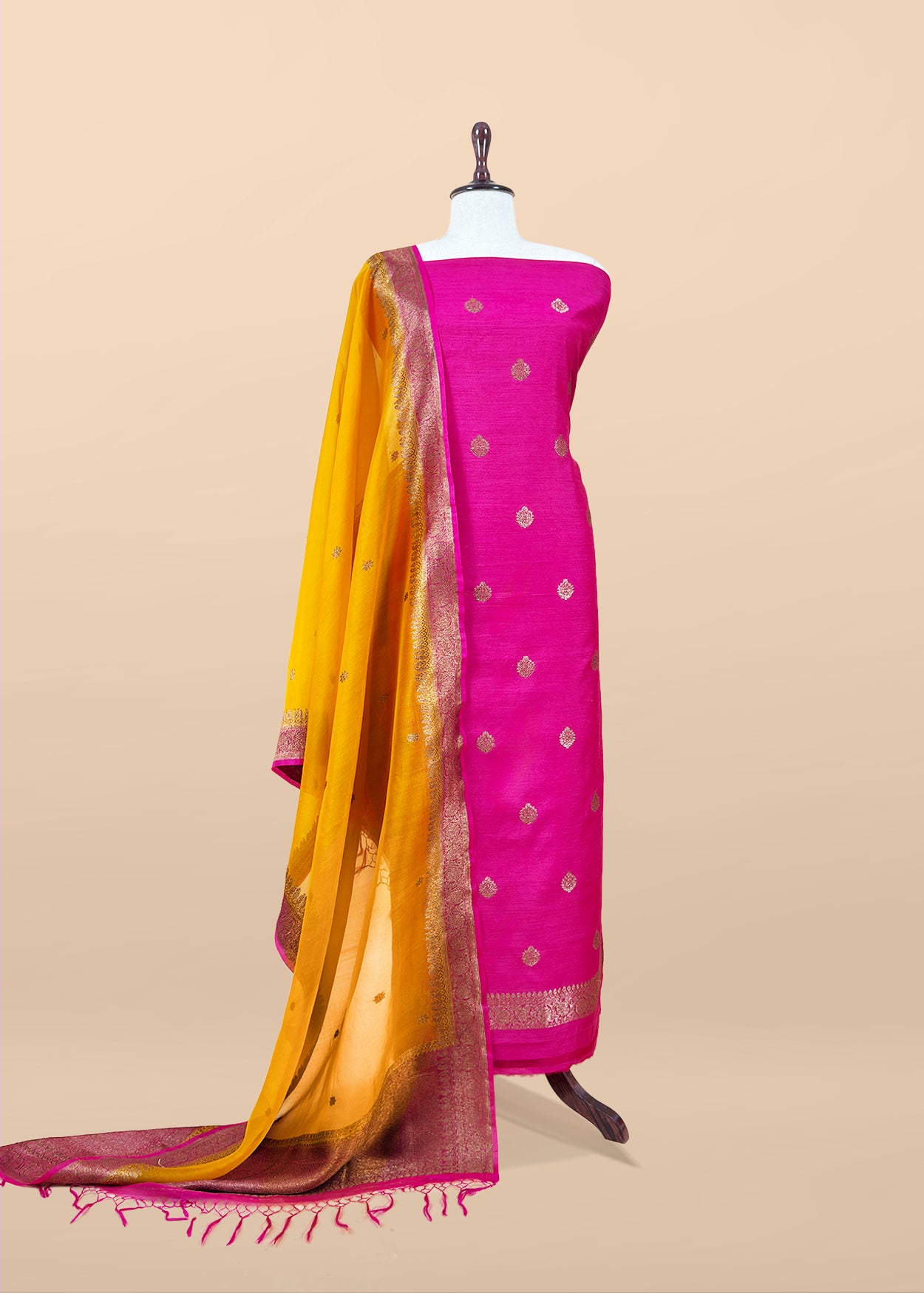 Pink Handloom Raw Silk Kurta And Kora Silk Dupatta With Gold Kadwa Weaving