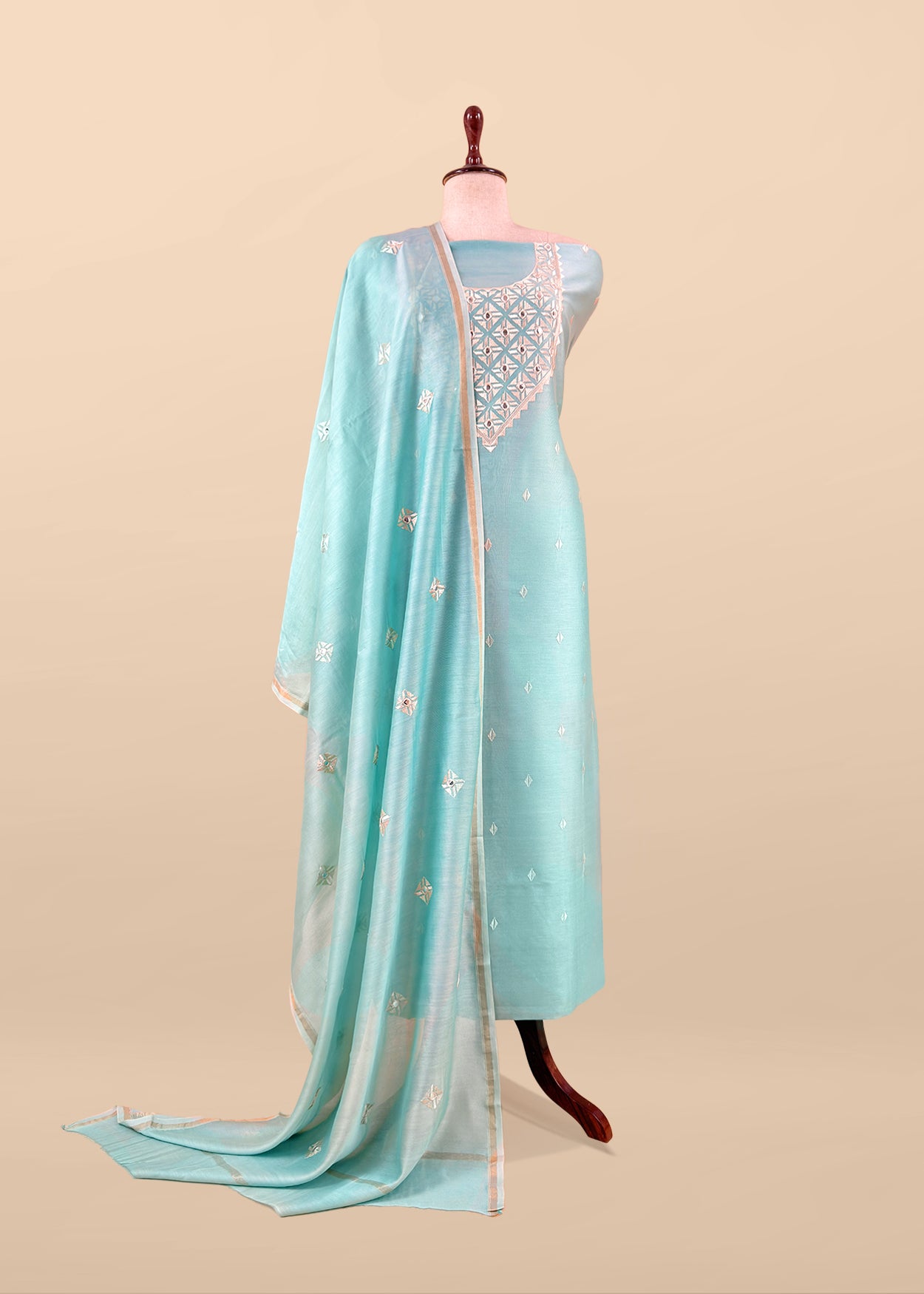Mulmul suit gifting for women

