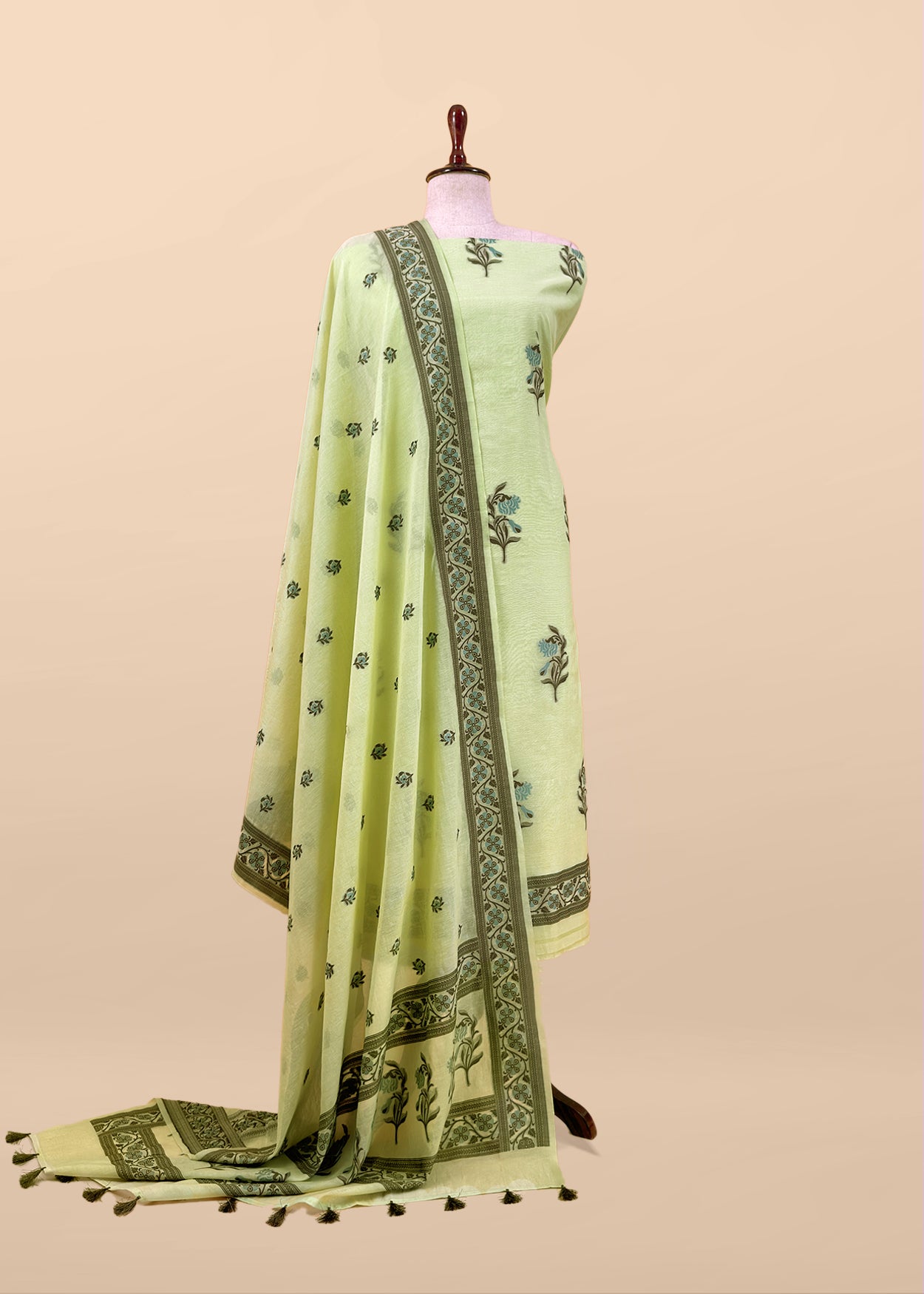 Premium Banarasi Silk Suit At The Best Price

