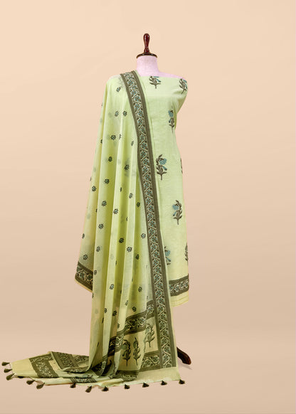 Premium Banarasi Silk Suit At The Best Price

