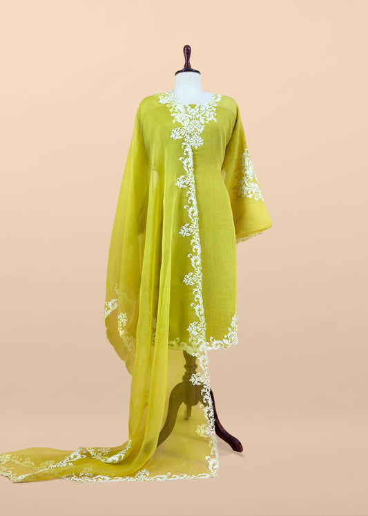 Summer wear mulmul unstitched suit with dupatta

