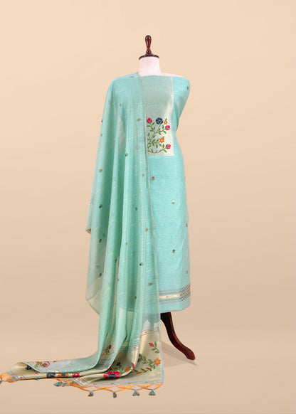 jamdani weaved suit for gifting mom

