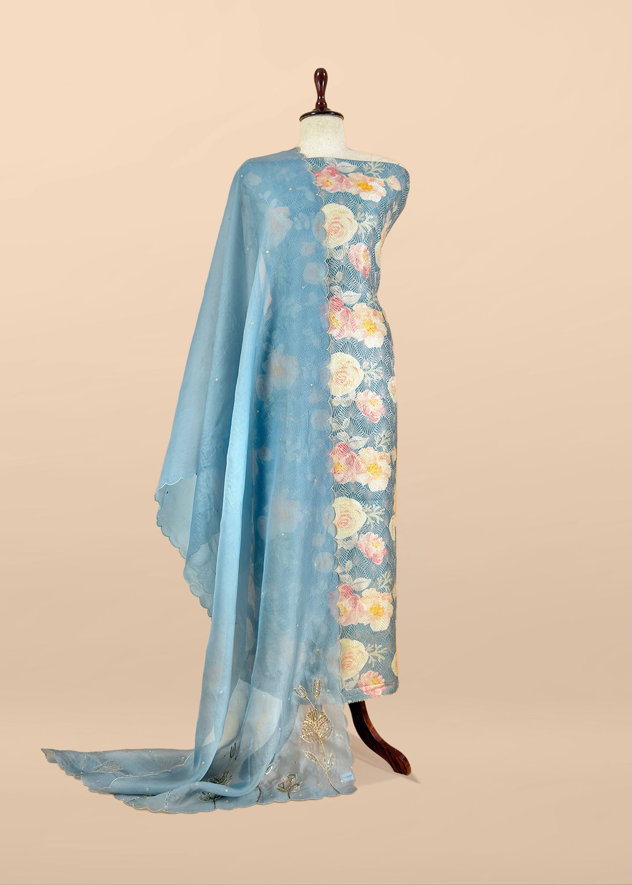 Brocade silk suit for the trousseau collection

