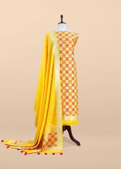 Yellow Handloom Banarasi Suit With Paithani Weaving