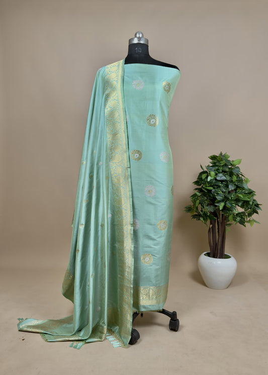 Green Luxurious Handloom Katan Silk Suit Set with Roopa-Sona Kadwa Weaves