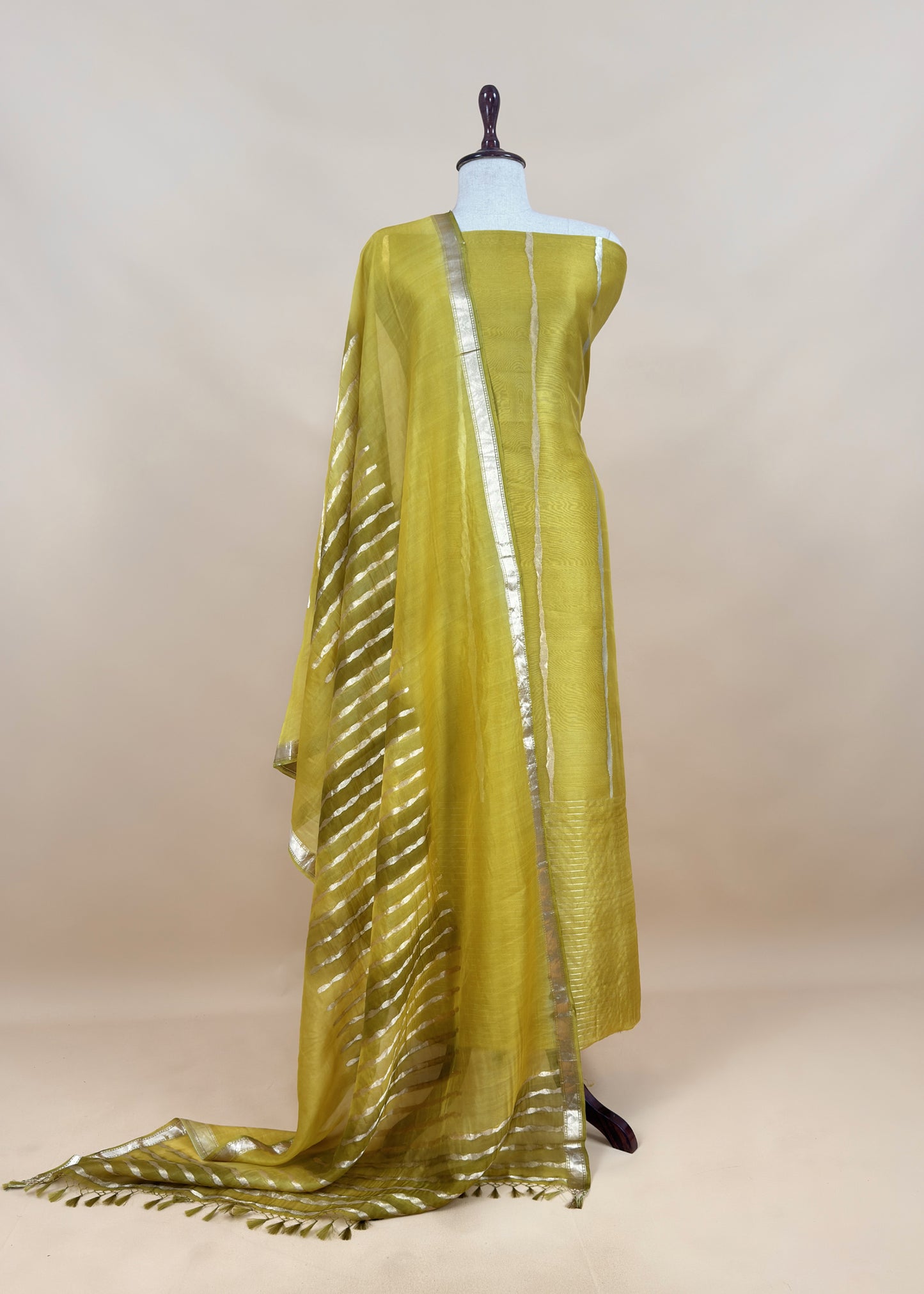 Premium quality kora silk unstitched suit with dupatta

