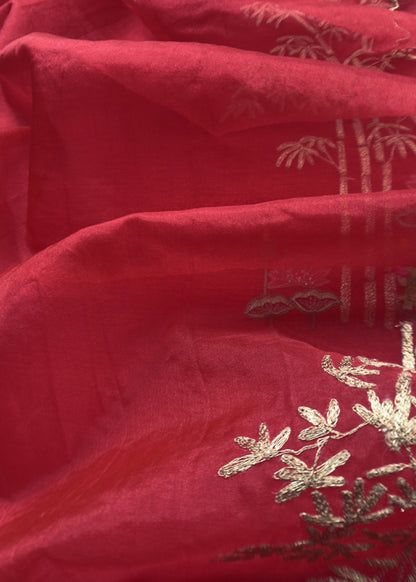 Red Chanderi kurta With Organza Dupatta Having Zari Pichwai Embroidery