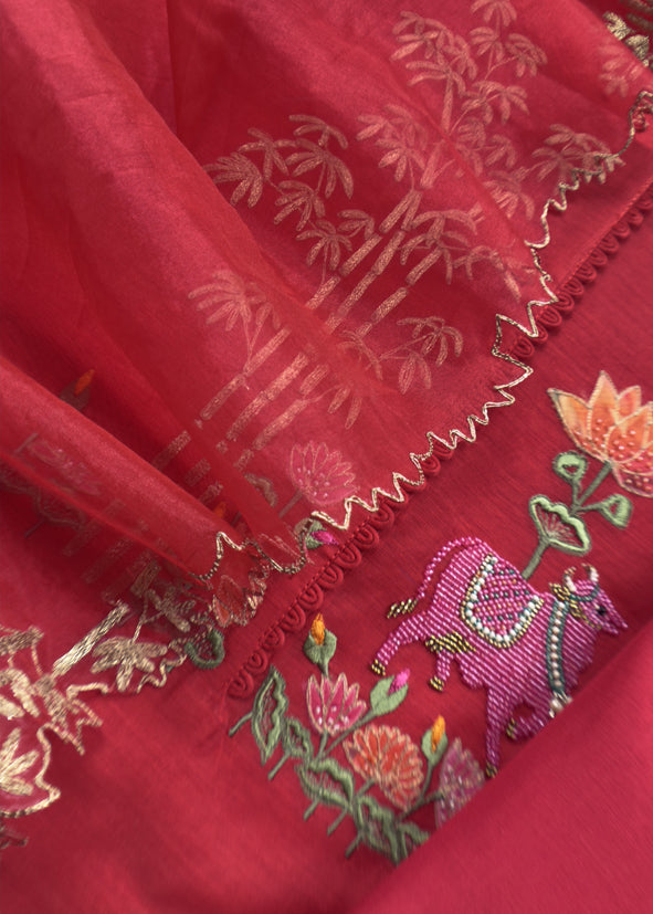 Red Chanderi kurta With Organza Dupatta Having Zari Pichwai Embroidery