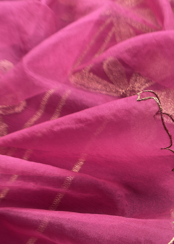 Pink Chanderi Kurta With Organza Dupatta Having Zari Embroidery