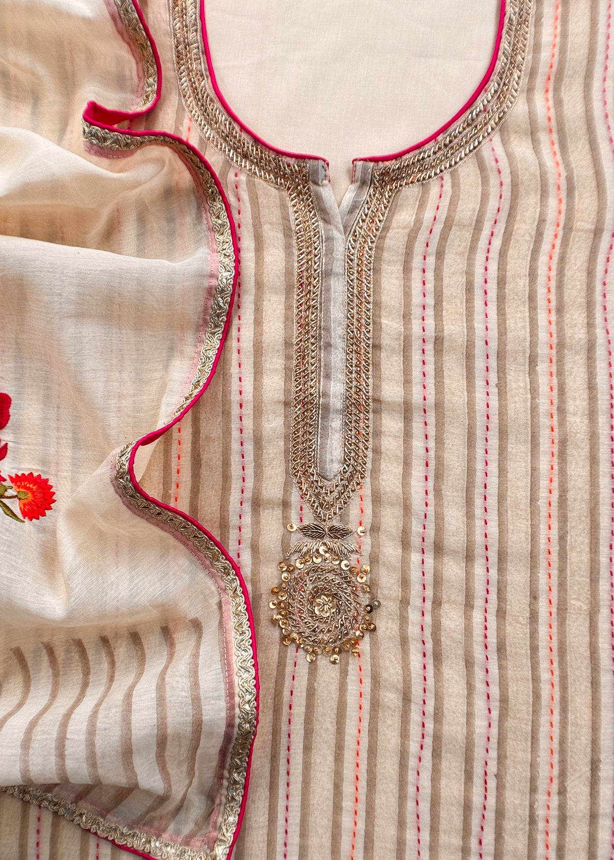 mulmul unstitched suit with dupatta

