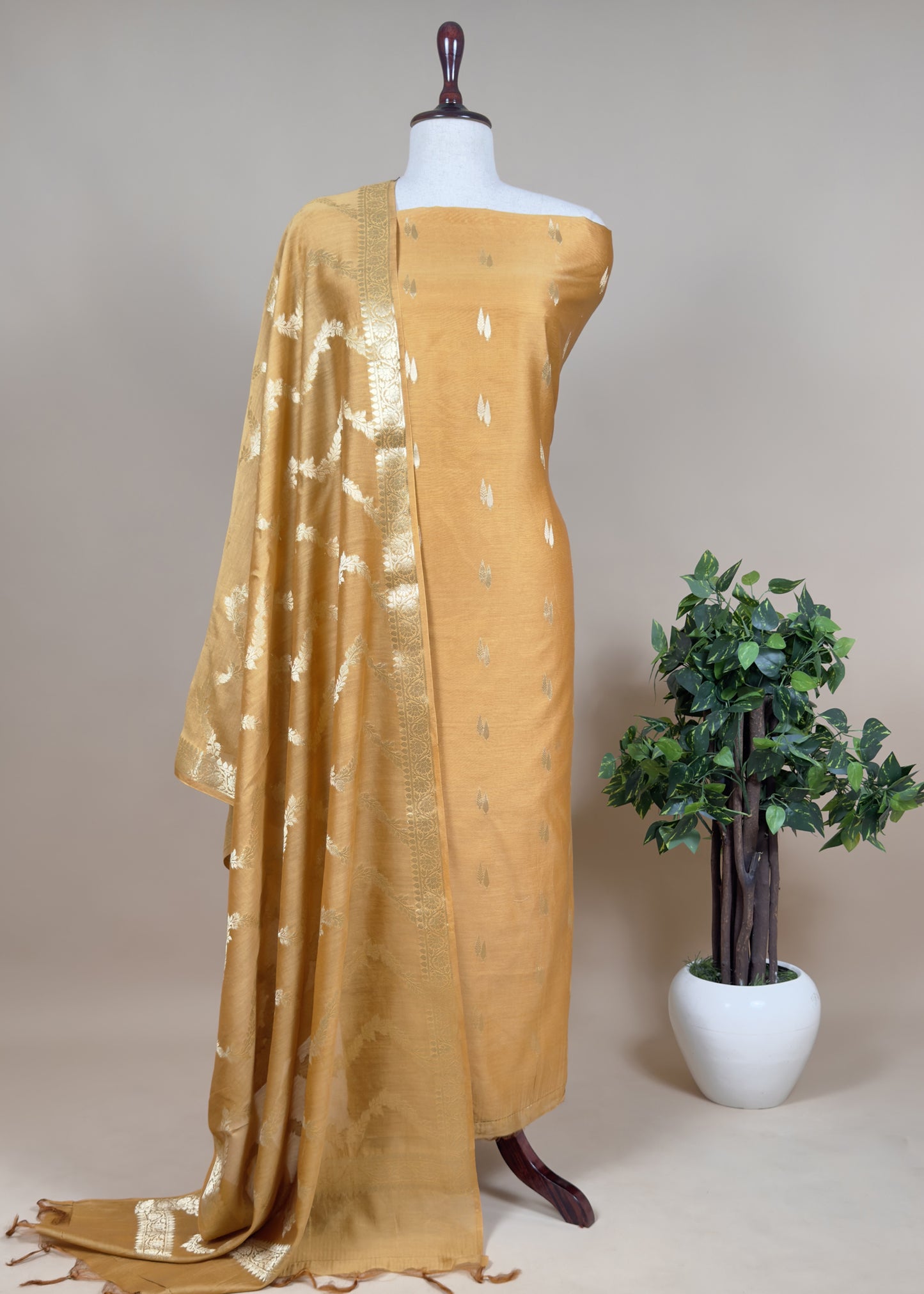 Handloom Munga Silk Suit With Zari Weaving