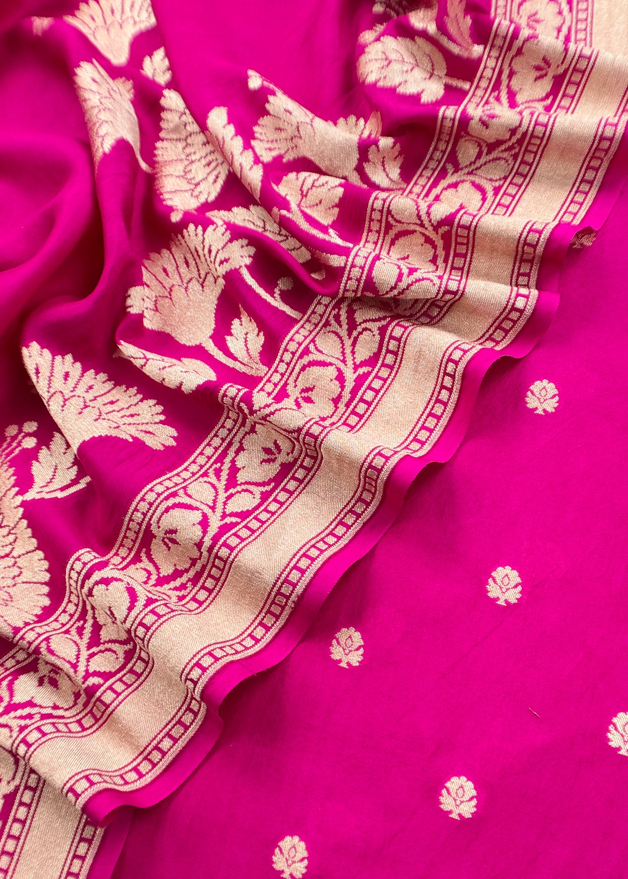 Buy wedding wear suit in munga silk fabric

