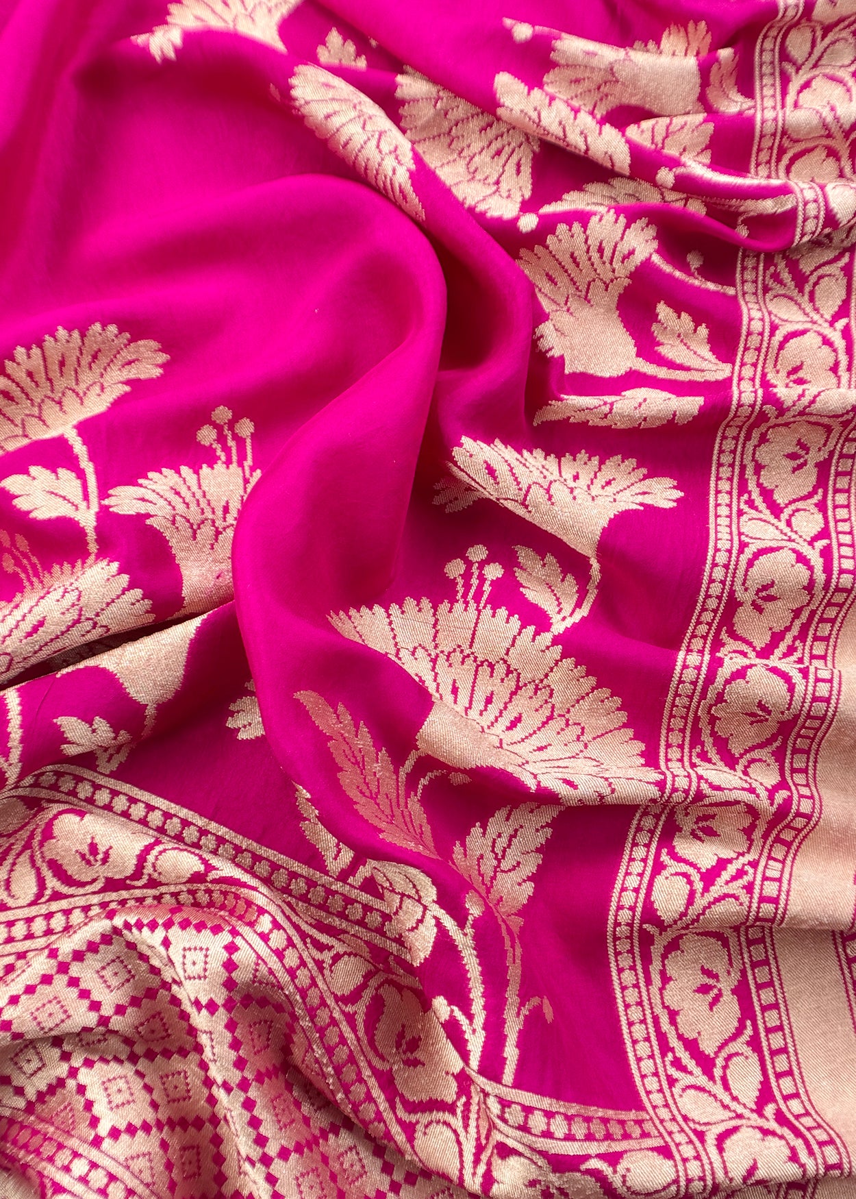 Buy unstitched Munga silk suit at the best price

