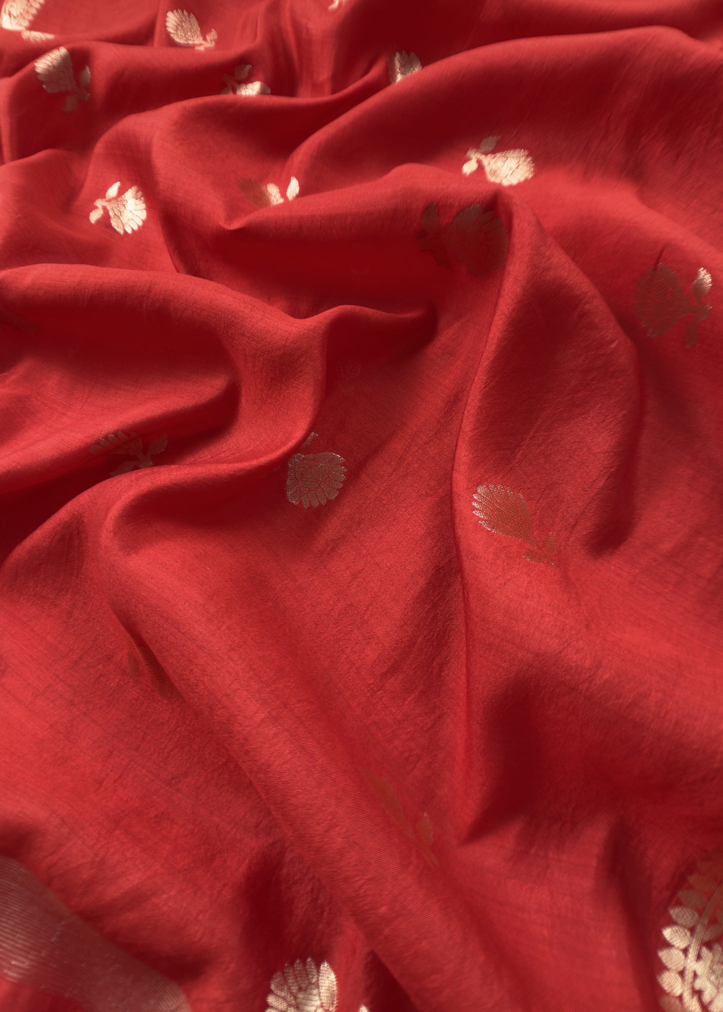 Red Handloom Munga Silk Suit With Zari Weaving