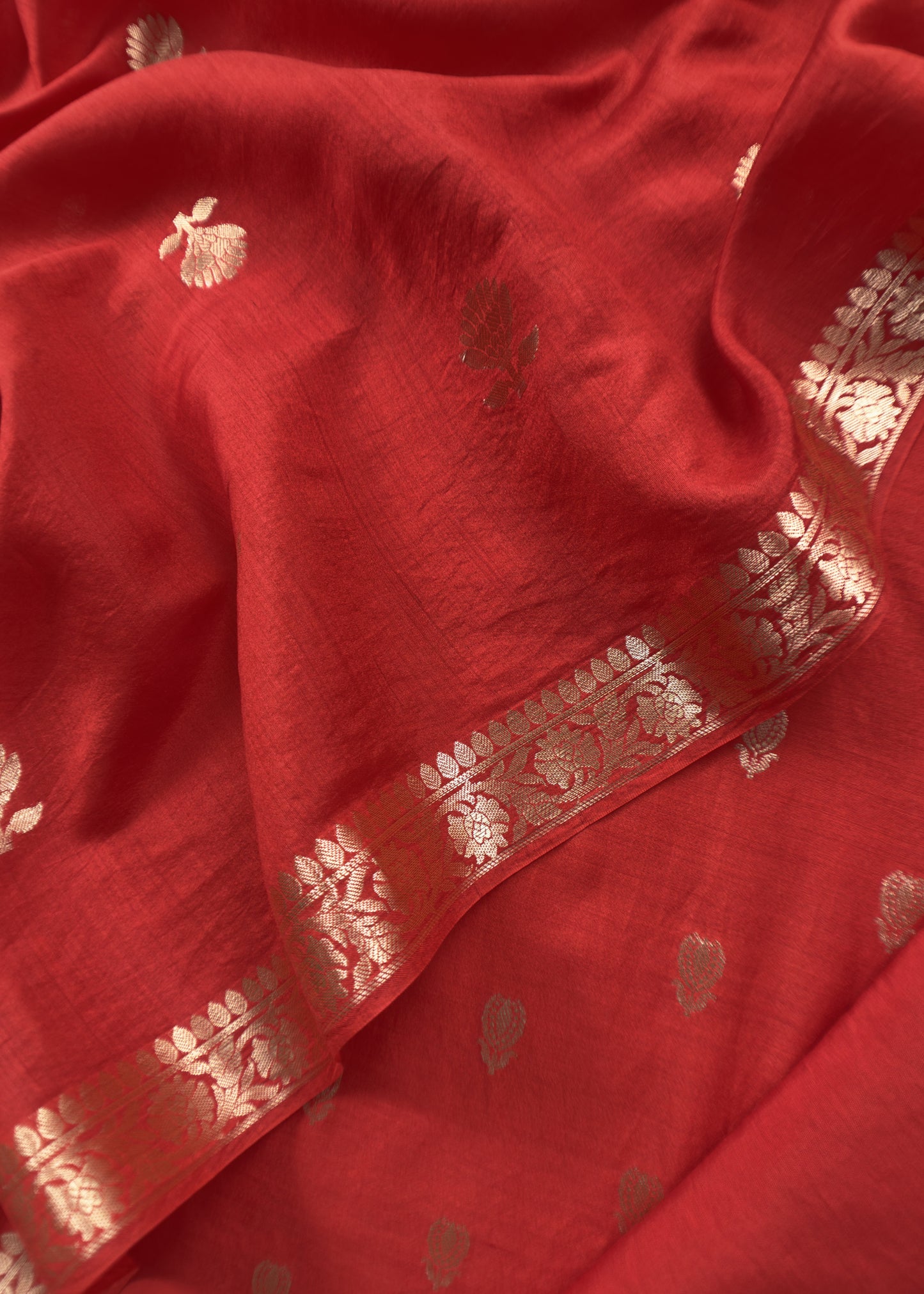 Red Handloom Munga Silk Suit With Zari Weaving