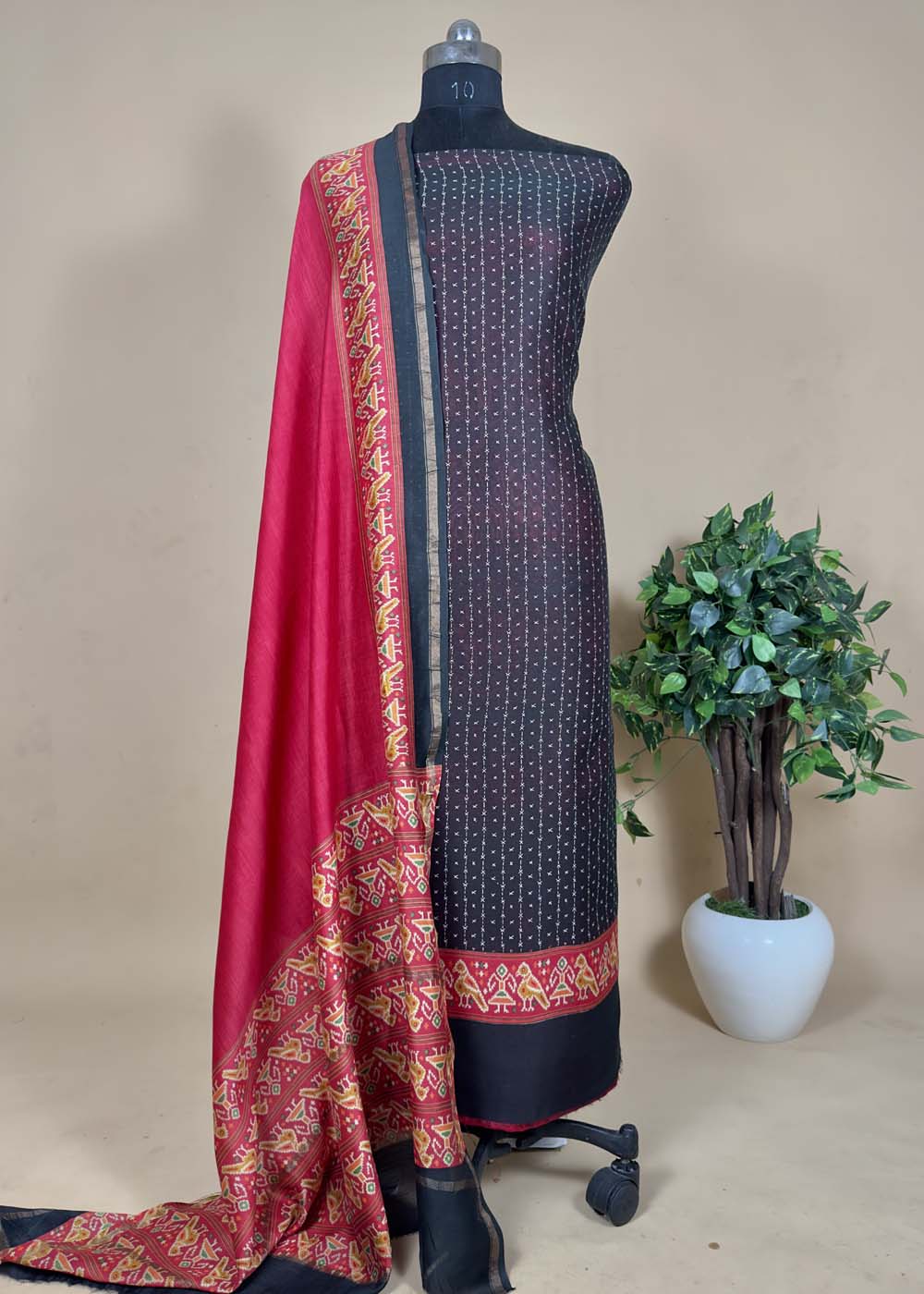 Green Red Patola Maheshwari Silk Suit Set