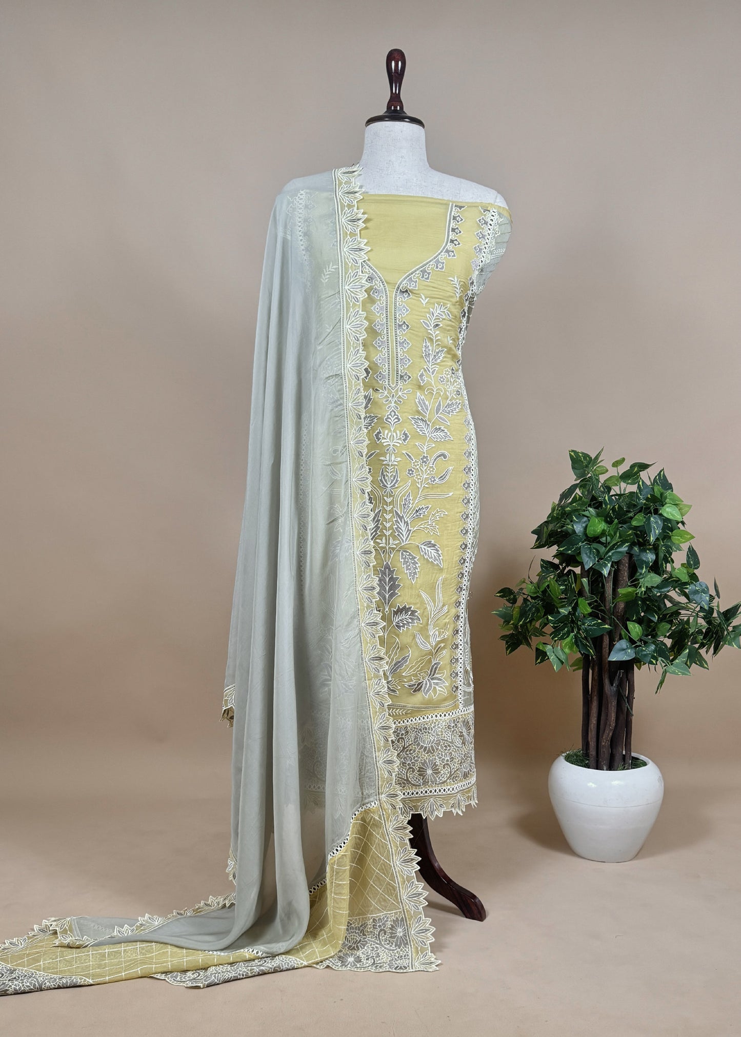 Yellow Pure organza silk kurta and dupatta with plain bottom