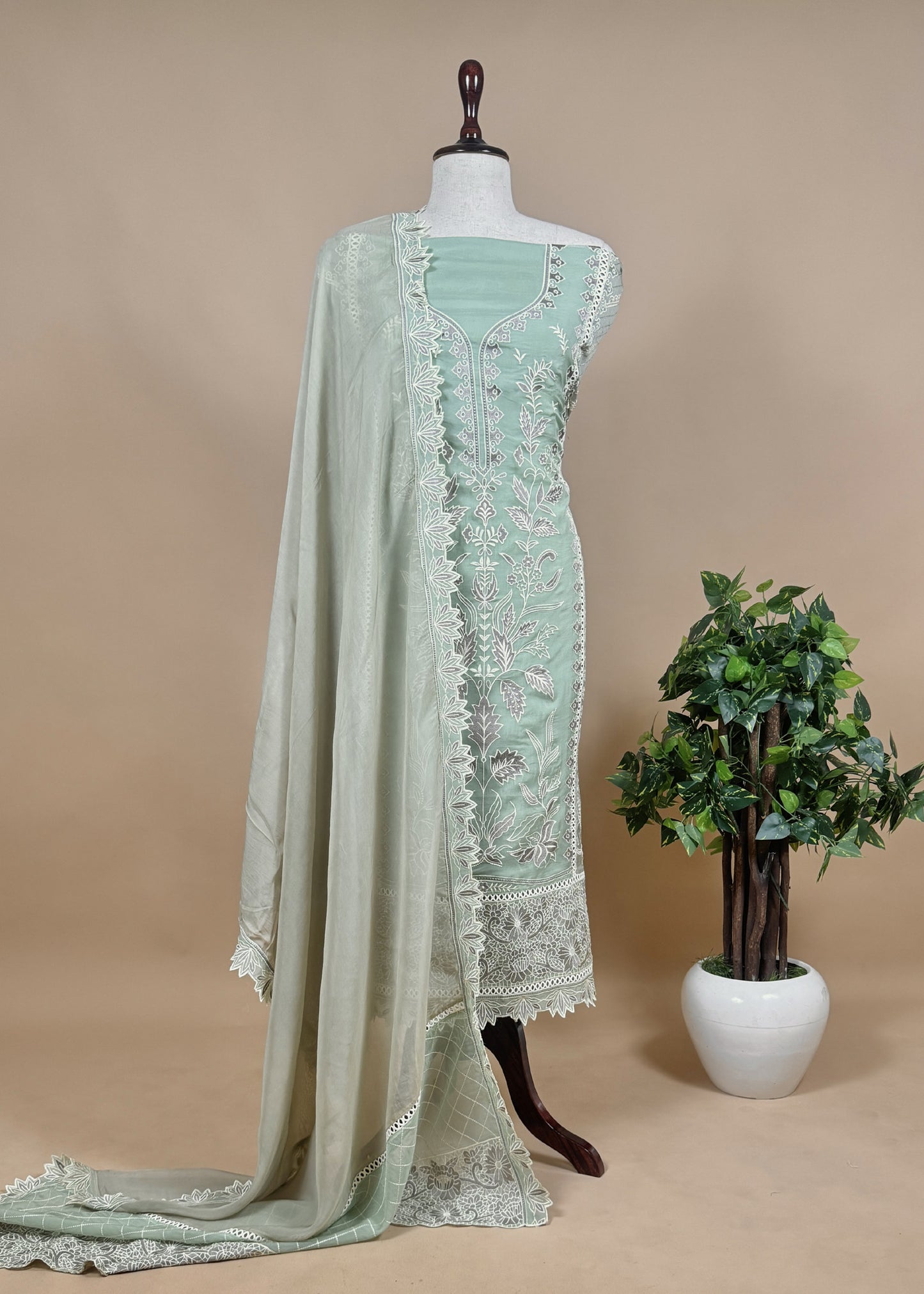 Green Pure Organza Silk Kurta And Dupatta With Plain Bottom